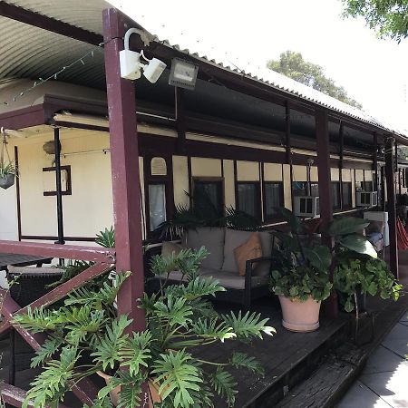 Dongara Breeze Inn Eksteriør billede